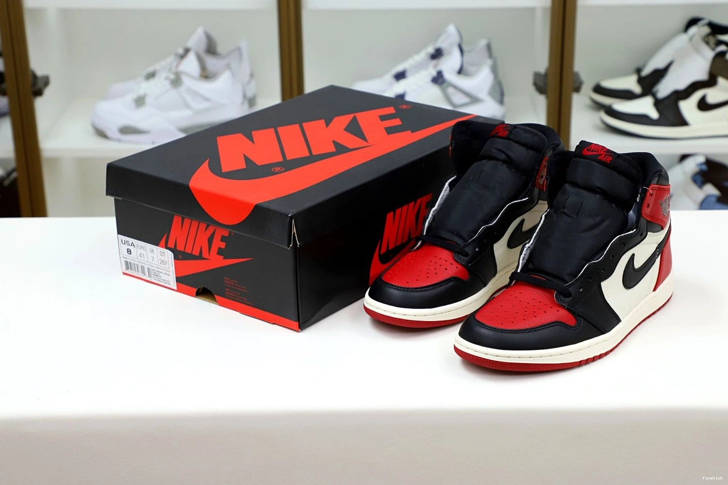 TOE' JORDAN HIGH 'BRED 1 OG AIR RETRO 0104